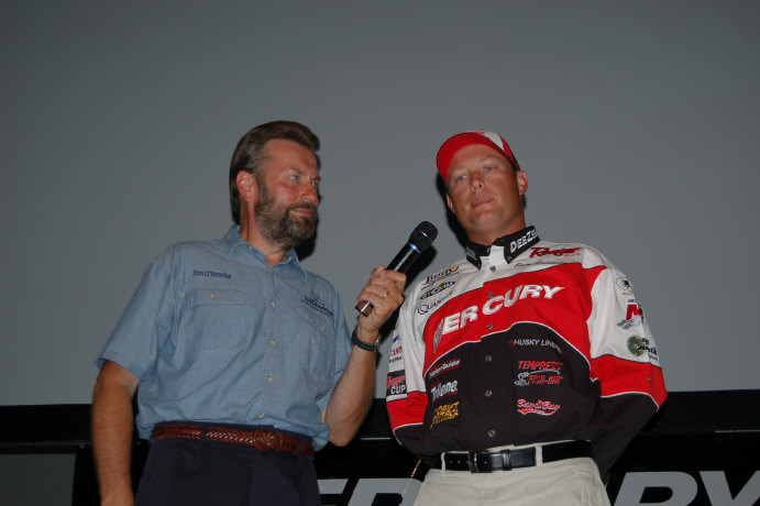 EB1E474E-D371-454A-8919-9600AFBD2DDF