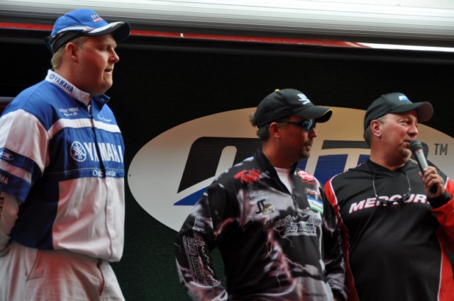 EB631C67-B19E-451A-98CC-837205F6865F