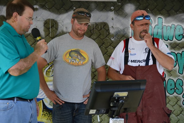 EB6D29EB-ACAE-487C-94E2-8EAAF4C055CF