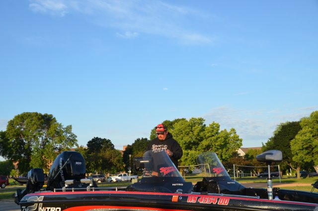 EB7C24C4-907D-43F4-8273-566EB151D976