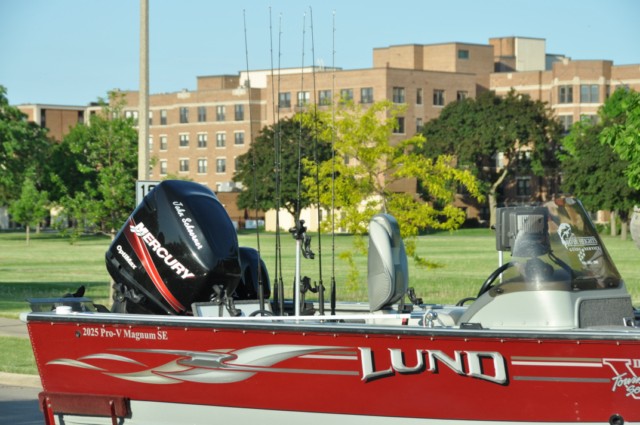 EB7C74E3-3E59-40C2-A77E-99969DE23EF4