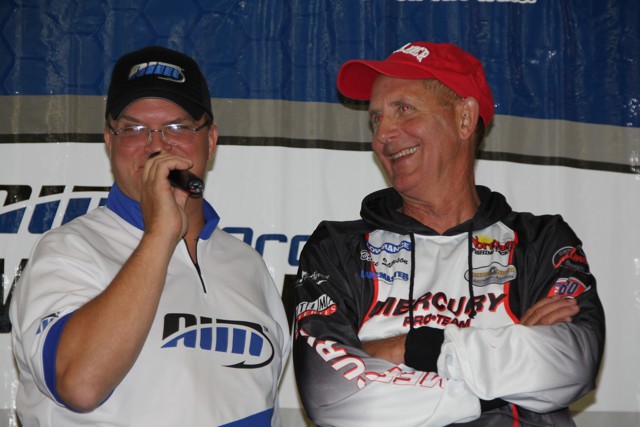 EB9139F8-DAAB-4C9E-9AFB-2277D0BE8CA3