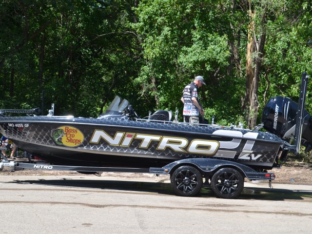 EBAA25BF-4C88-4747-BBD0-FCD2BECC2203