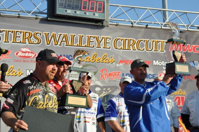 EBE0A0E1-8FC7-41D5-AAEB-1013D07C4FF1