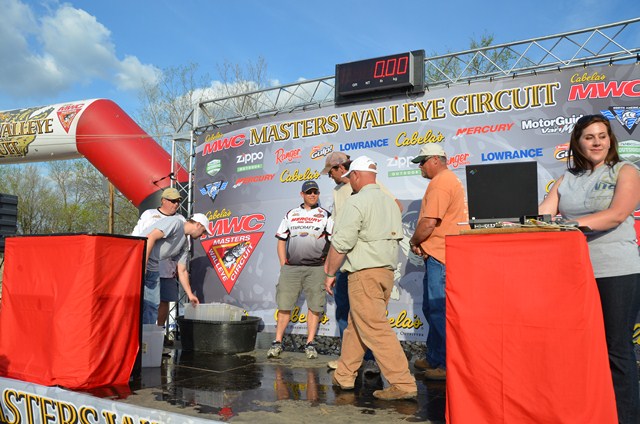 EBFDA287-41F1-4384-A22F-597542276825