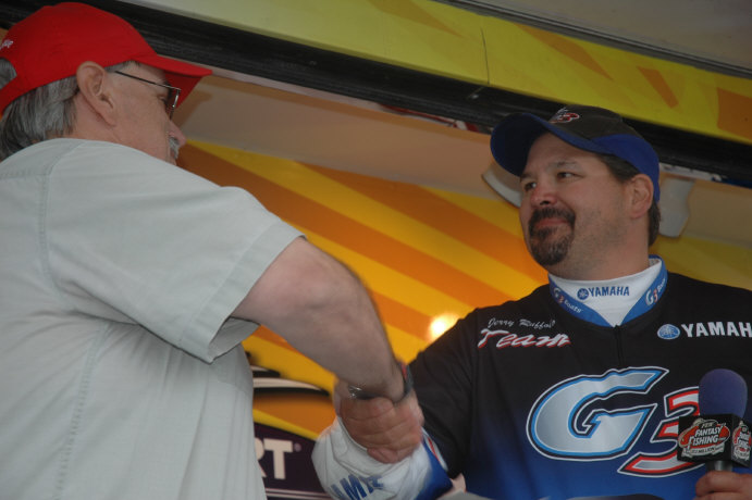 EC292EF1-FDD4-4842-AD36-86E547D8E82C