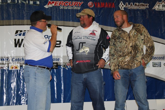 EC3100EE-2EEA-4EBC-B854-8564AC2F46BB