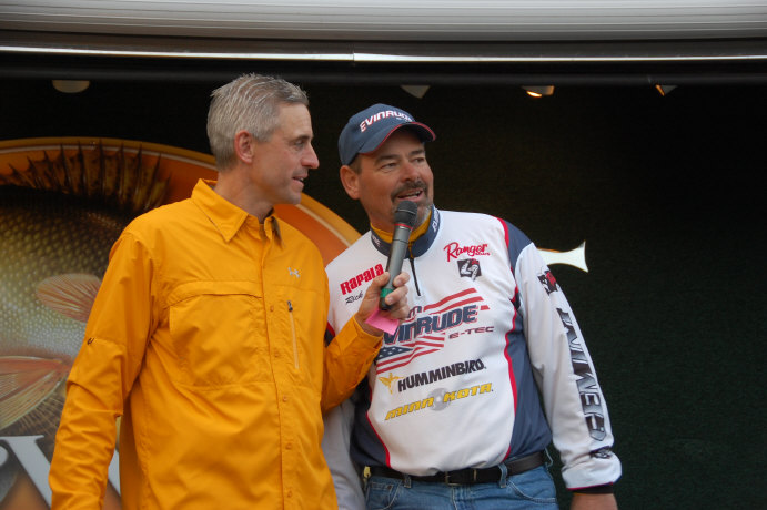 EC3CA06F-93E6-4B13-A052-335DAEC419FC