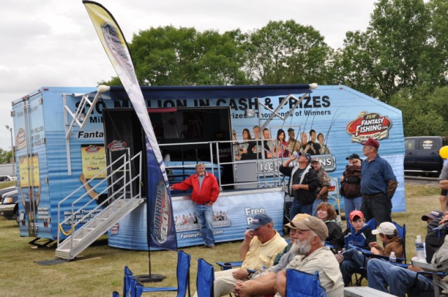 EC55D684-8EB7-4387-8F3C-2D1EADE72C1E