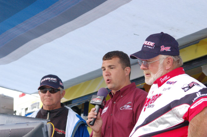 EC77BE8B-BAAB-4931-A2A3-E16D66E74DDA