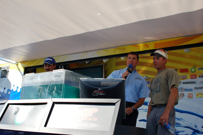 ECBBE561-5060-4C60-A623-FB4DB075024F