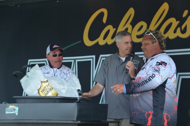 ED0B4250-ECBF-42E2-BED7-E7AA06314E4A