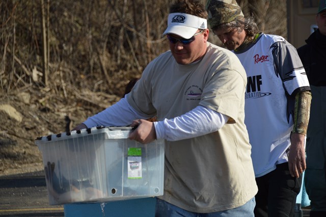 EDBBC963-4A2D-42A5-94E6-637861925FB5