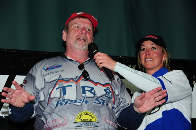 EDBF9B75-9FAF-48A0-98EF-3A081EDE950B