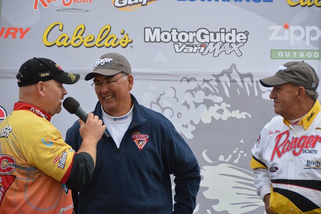 EDD88EC9-5CD7-460A-854B-5D68CFDA7DBB