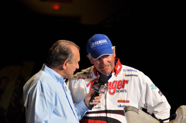 EDE234DF-B9CE-4BFE-AC07-90597A3803AC