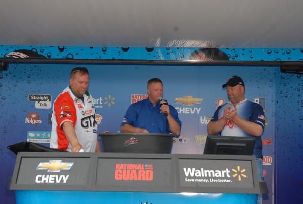 EE03154B-3350-45ED-8D3D-9AC2FEA3BCBF