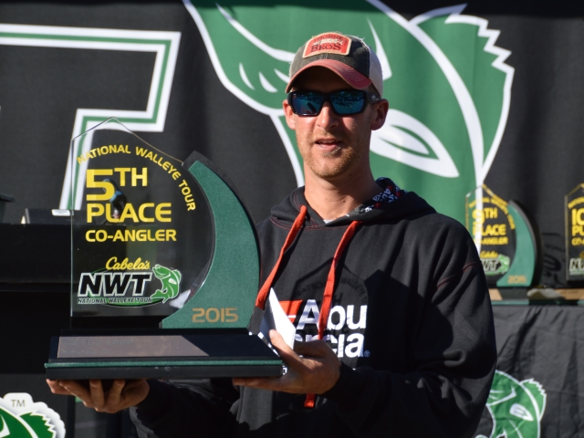 EE137E1B-228E-4C66-829F-F3AF9F45A5FF