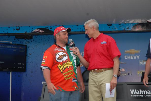 EE1859CF-CF3F-483A-AF0E-8ED078454A46