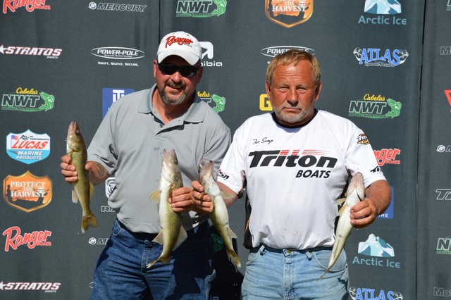 EE20436C-63CE-4586-9D7B-53DE64DC4FEB