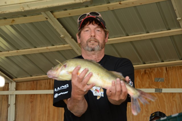 EE21E017-6A93-412C-9F54-4551BCF5A30D