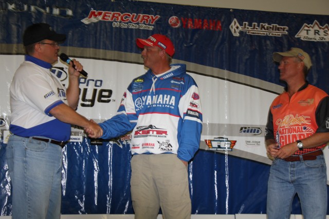 EE29A2CE-D775-4842-9603-886A8E90F131