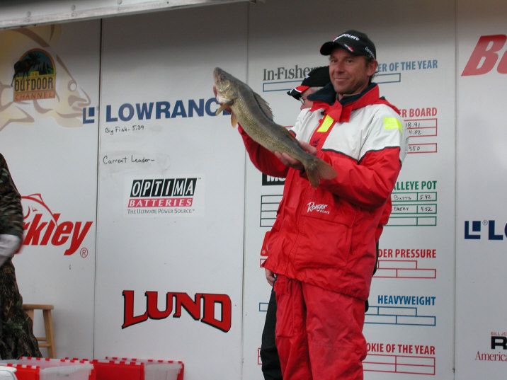 EE41EED3-3D50-4322-B358-301146E33D24