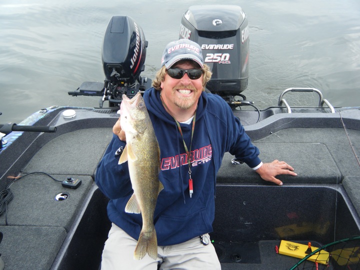 EE6F8412-2625-4BFD-BC19-B3A7152E656D