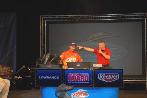 EE73DCB9-4F35-4ABD-9FDC-DA97F6B20444