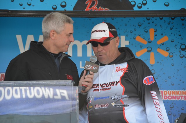 EE8F866D-2DC3-4202-97B9-0955A8EE8979