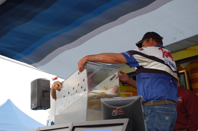 EE998979-566C-4124-9913-9A41CCE66E12