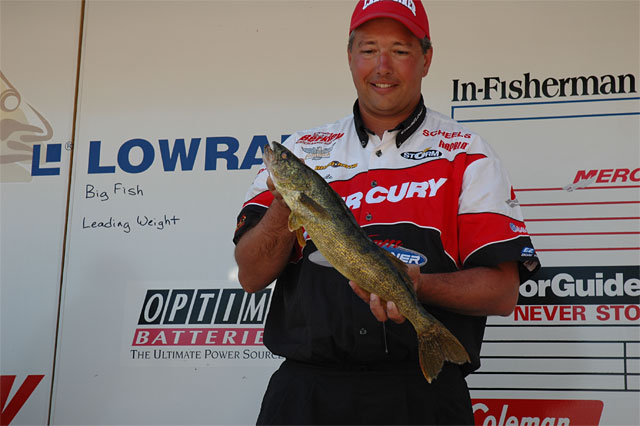 EEE5D6FC-AEF5-48A2-BBCE-5DBDC29979B3