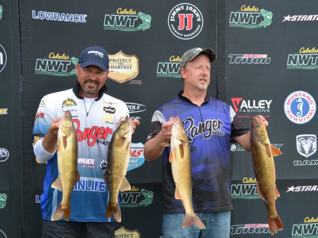 EF09722A-82E7-4B07-95C6-65BCE91A407C