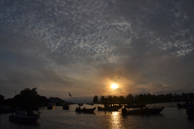 EF34C940-0620-4923-979C-8BBF733C2998