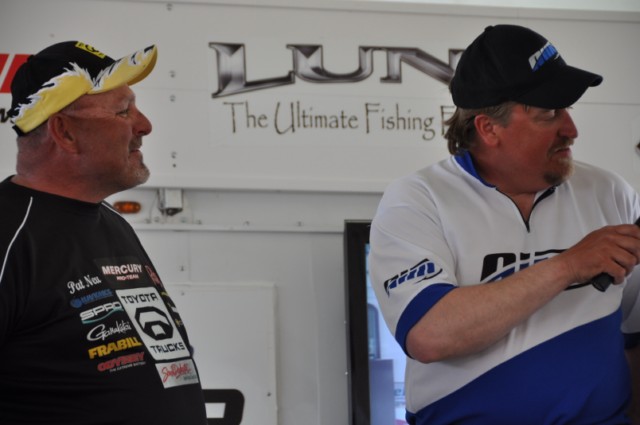 EF3A8E69-C866-4FC5-8AE8-B5DD9C2635B5