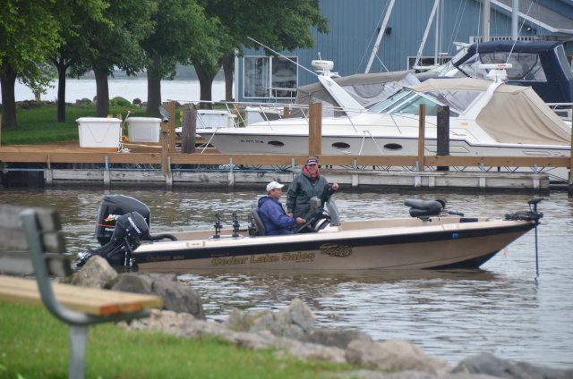 EF3E2BF2-90F0-49B0-9A1E-3CBC7E1CB9F0