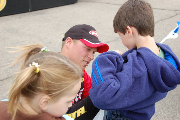 EF52F2EB-2C4B-4599-B4CE-ABE2A8E2A693