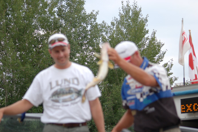 EF6B4D14-C357-4155-A867-72B00957E6F7