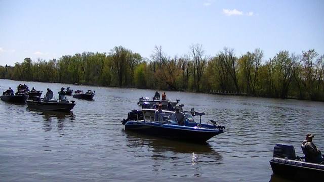 EF7DB428-DD9E-4C59-B518-0E8855940D06