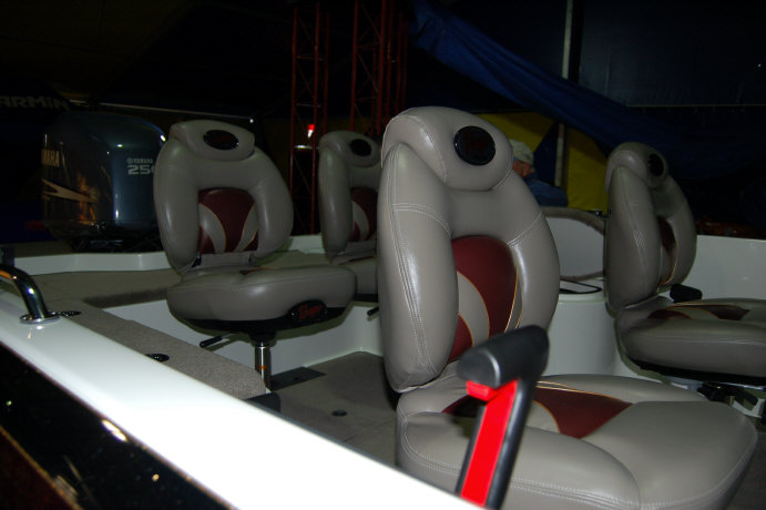 EF87B3B8-2888-47C0-8ED3-07857135433C