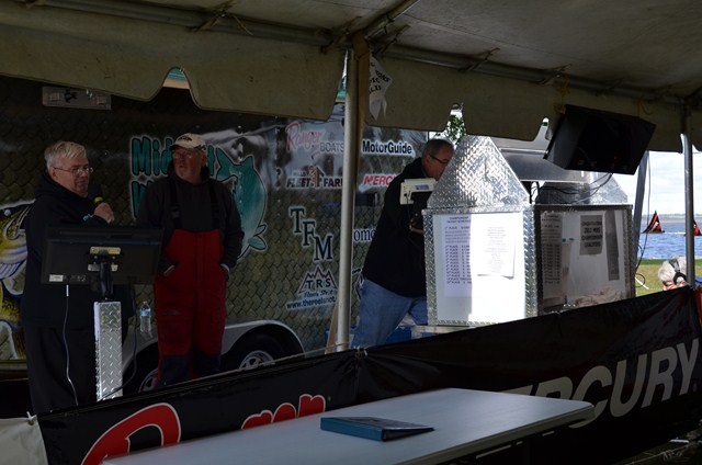 EFA24A10-BAB7-4DCB-880E-77C99E4B0752