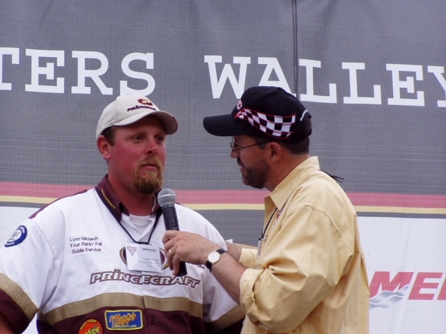 EFE83677-0179-4EE0-87A0-85D900E58636