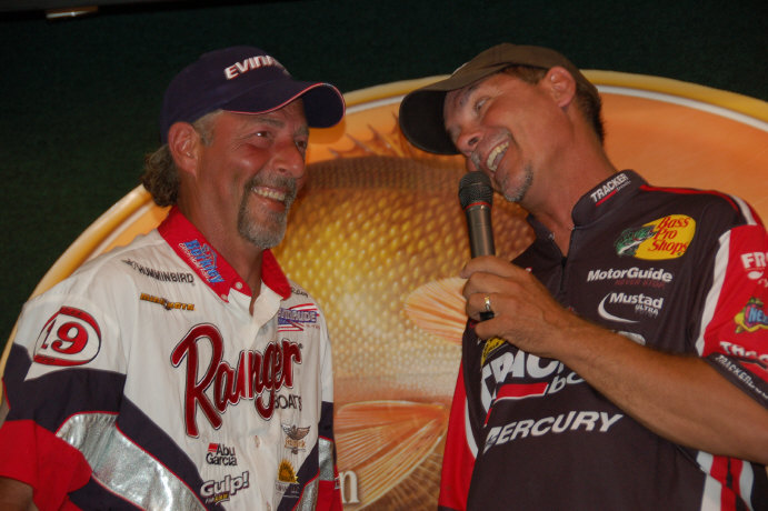 27E04899-93C9-446A-9288-FDDA2F46FEFE