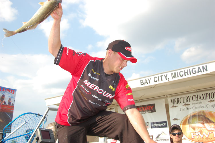 F02CE182-0C36-4C04-AE8E-9B71DA723D82