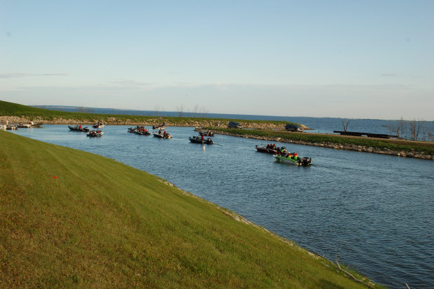 F03D4B64-2538-4E2D-80FE-2AE67CF11EDE