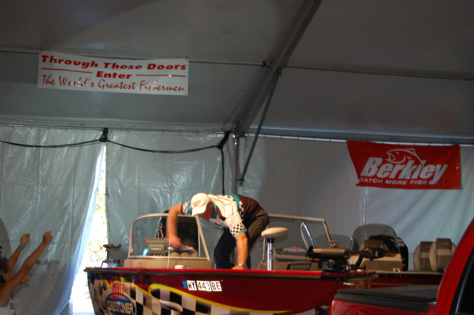 F043FCDC-DFA1-40D0-89F8-A6422315B6C4