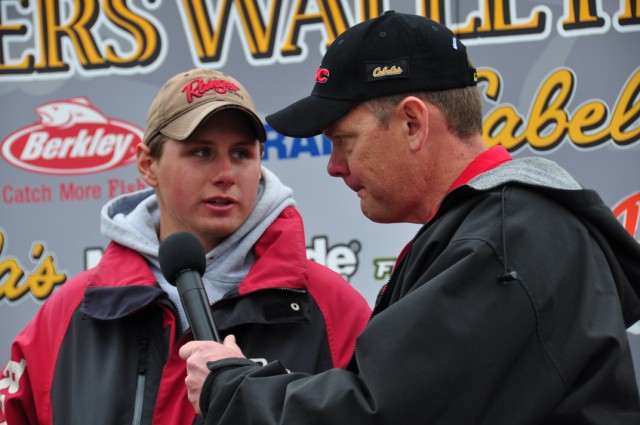 F04F53E4-9A3F-424E-9EB5-8752EA10D53F