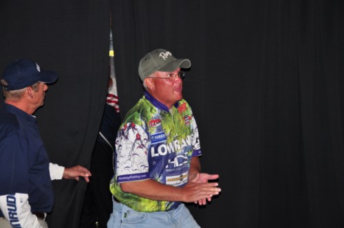 F05FF854-4841-4DD3-A89E-0029CD2C3C3D