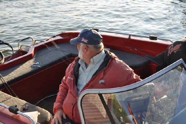 F06246D8-3B87-45B6-8BFB-6669C27101FD