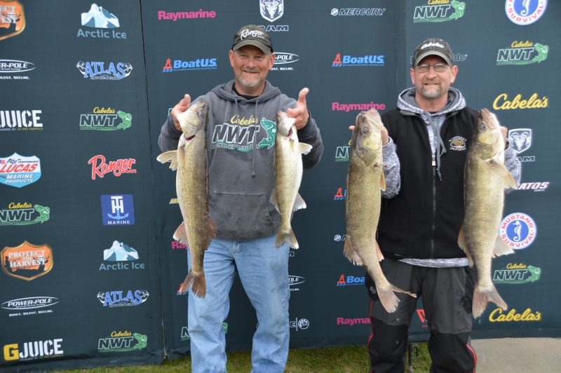 F084F899-2E1F-43A0-800B-C588A9CD5C78